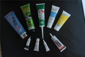 Ultrasonik Sealing Kosmetik Tube Mesin Isi